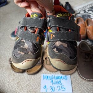 PLAE Kids Camouflage Sneakers with Orange Accents